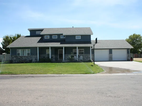 511 Tuscarora Ct, Satanta, KS 67870