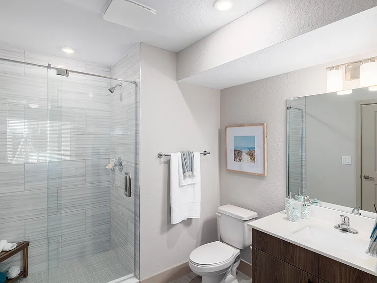 Azalea Park Apartments — Photo 2