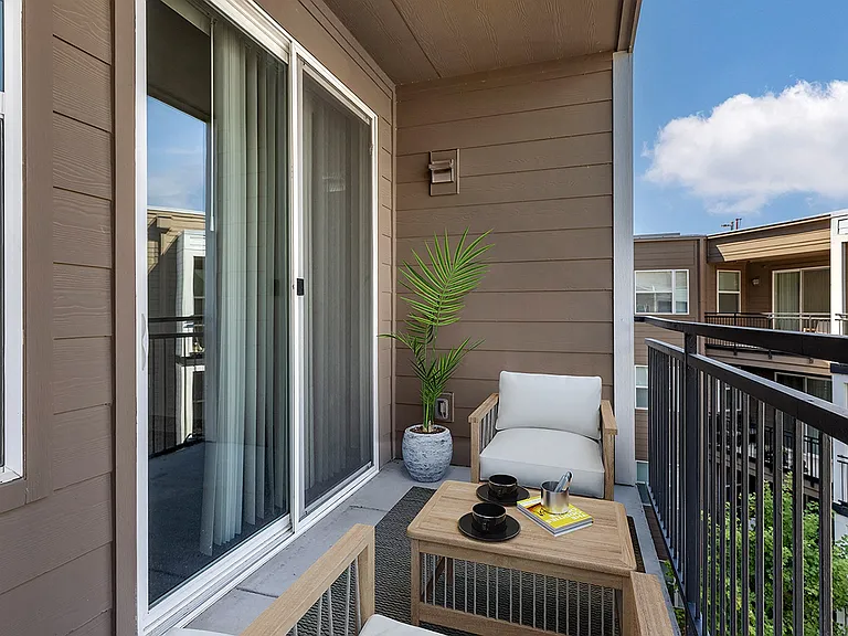 The Cosmopolitan Apartments — Photo 25