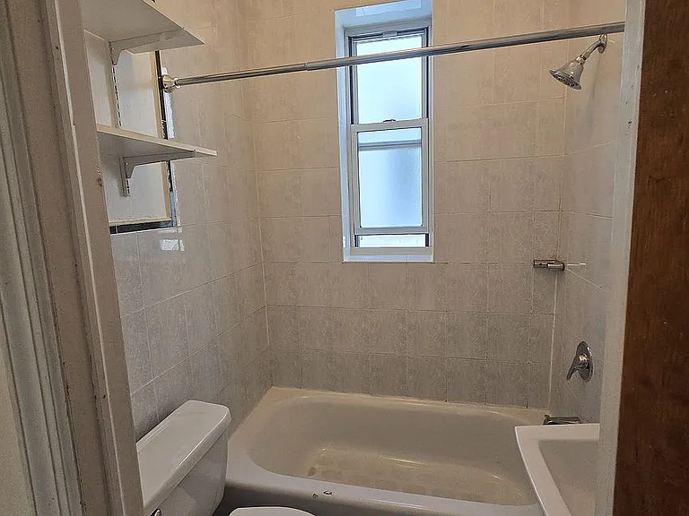 3284 30th St #3L — Photo 6