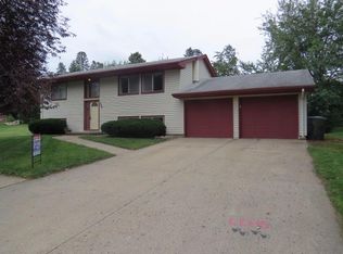 400 9th Ave SE, Le Mars, IA 51031