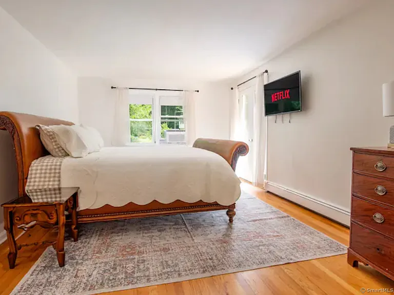 5 Hollow Spring Rd — Photo 21
