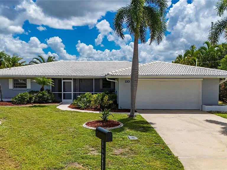 110 Gulfview Rd — Photo 2