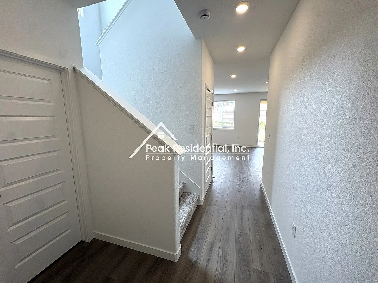 Brand New 3bd/2.5 Rancho Cordova Home With Loft-Must See! — Photo 4