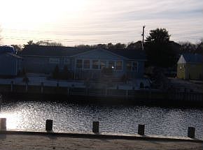 2nd image of 7 Long John Silver Way