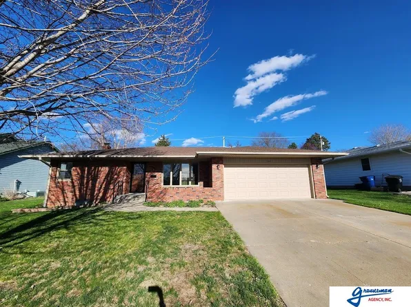 1264 Walnut St, Syracuse, NE 68446