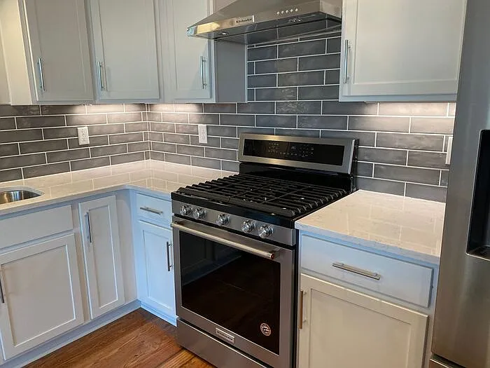 709 Tral St — Photo 18