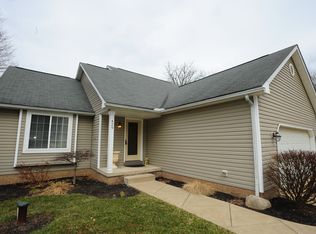 429 Derbyshire Rd, Akron, OH 44319