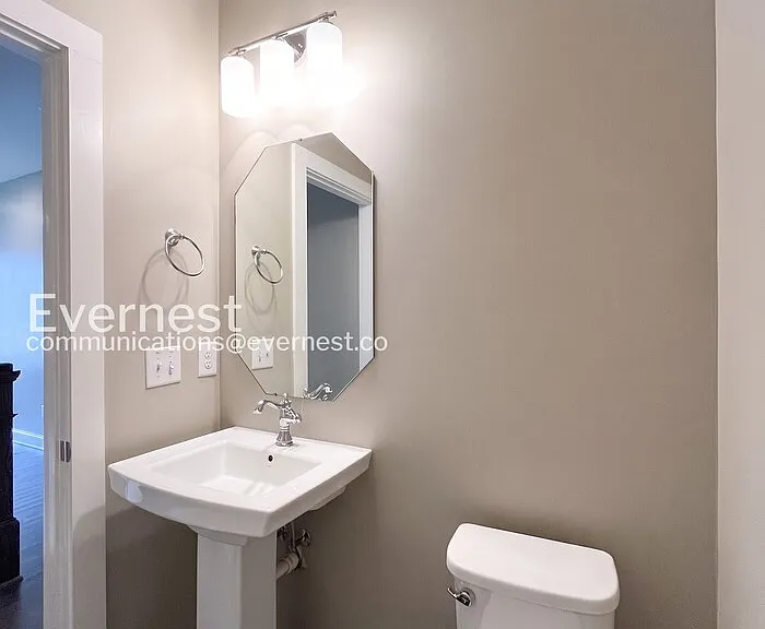 1302A Montgomery Ave — Photo 27