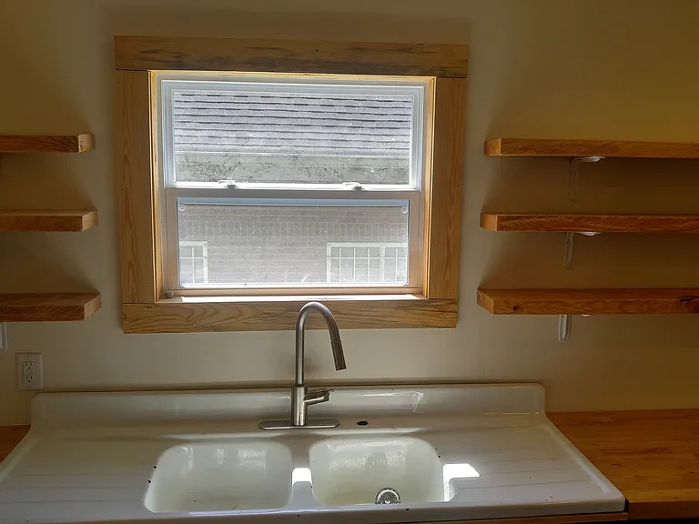 209 Douglas Ave — Photo 13