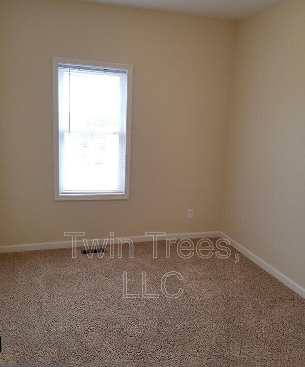 1st image of 5937 King St APT A