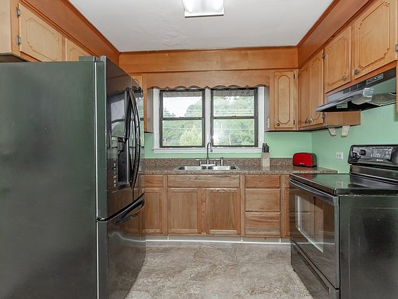 5th image of 3436 Peach Orchard Rd