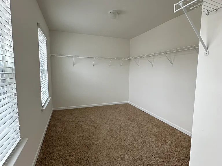 1130 Rock Haven Dr — Photo 14