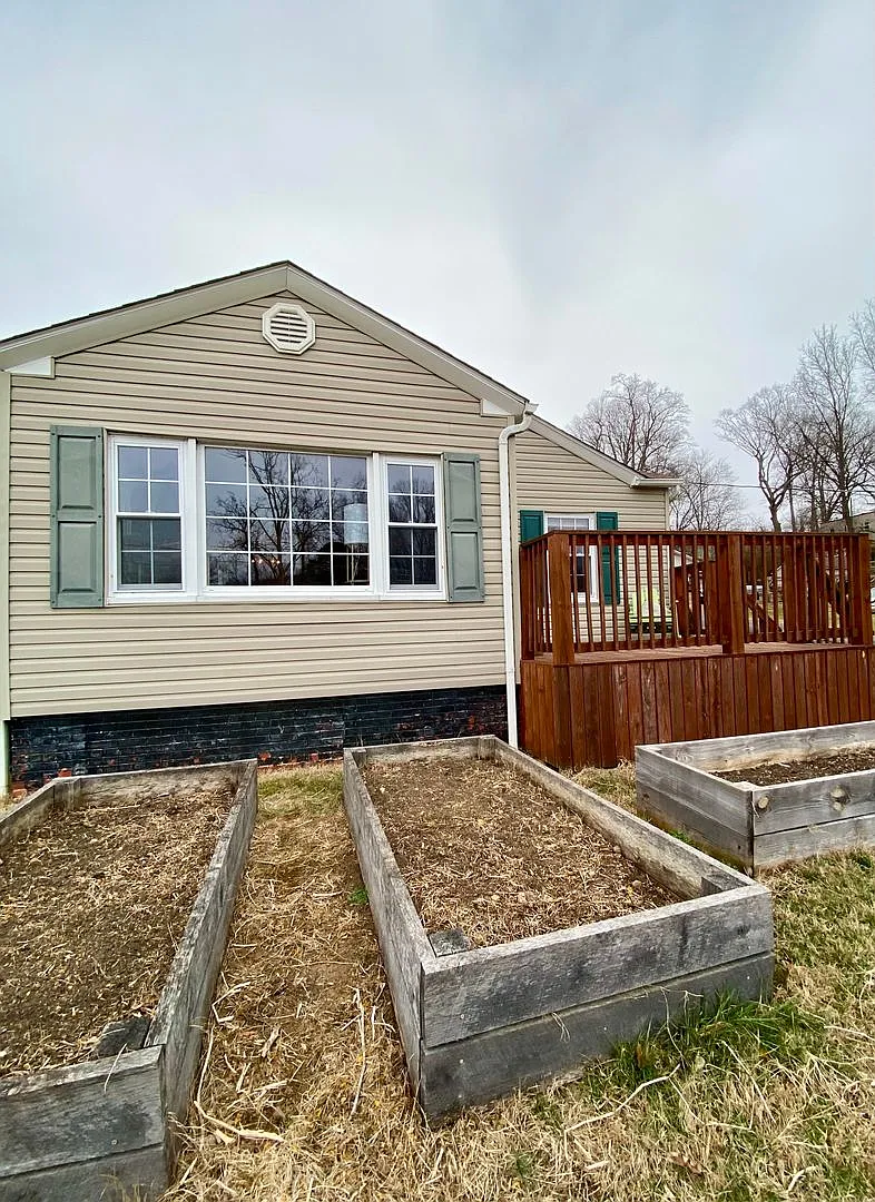 Building Photo - 131 Highland Dr