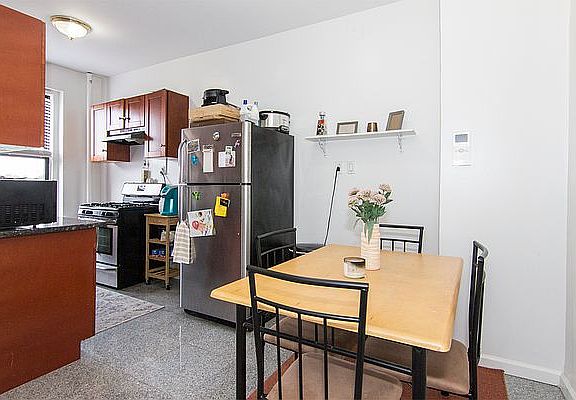 2nd image of 24-05 28th St #4B