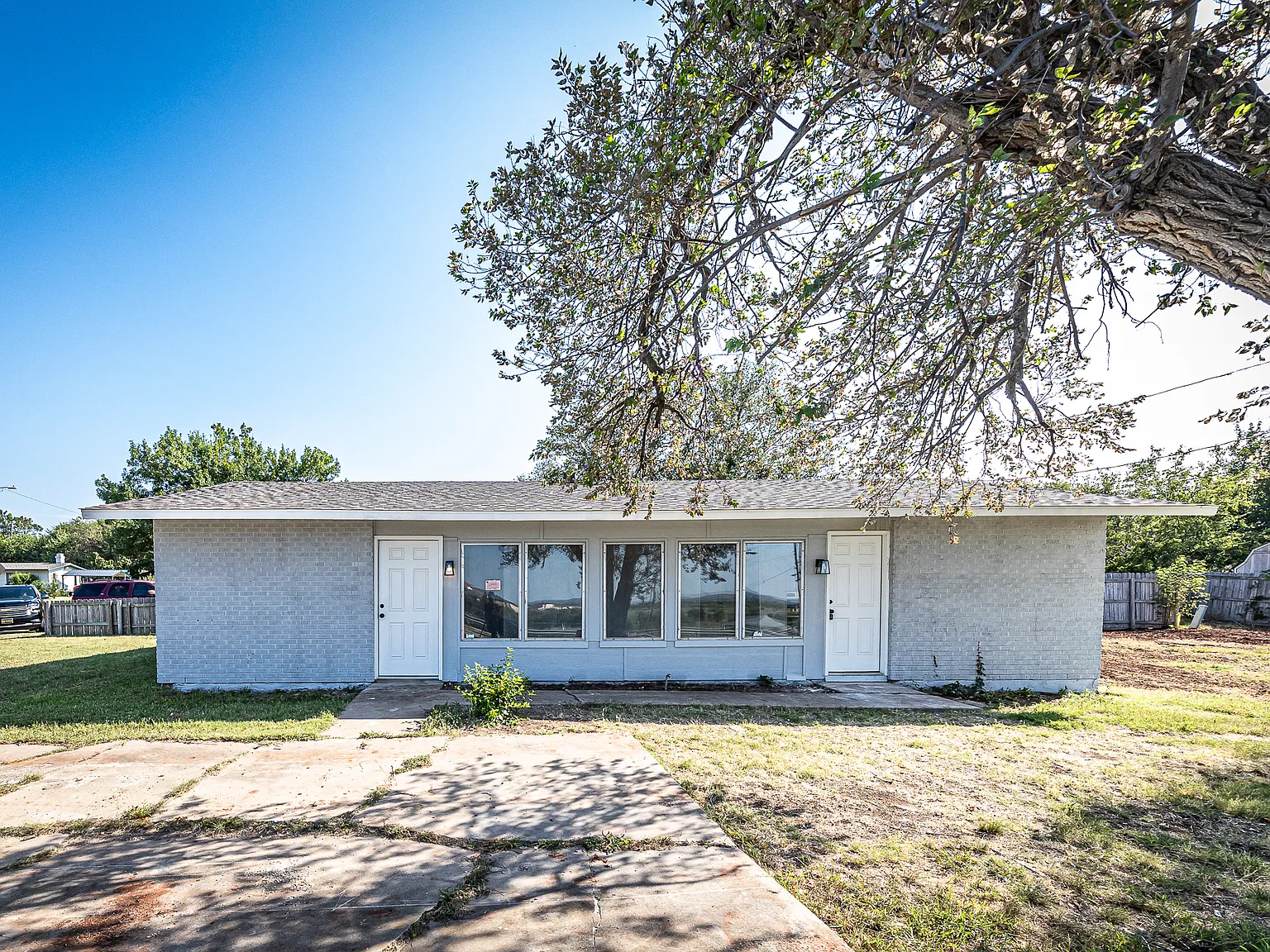 3 bed, 1.5 bath, 1170 sqft, $995 — Photo 1