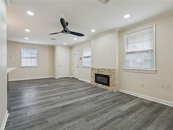 4th image of 7100 Dorian St