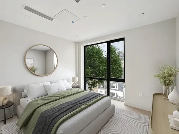 390 Manhattan Avenue image 8 of 10