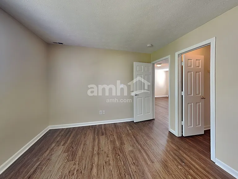 11540 Glenn Abbey Ln — Photo 19