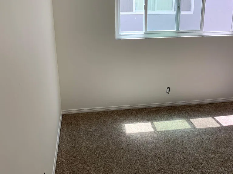 bedroom # 3 11x13 from door way