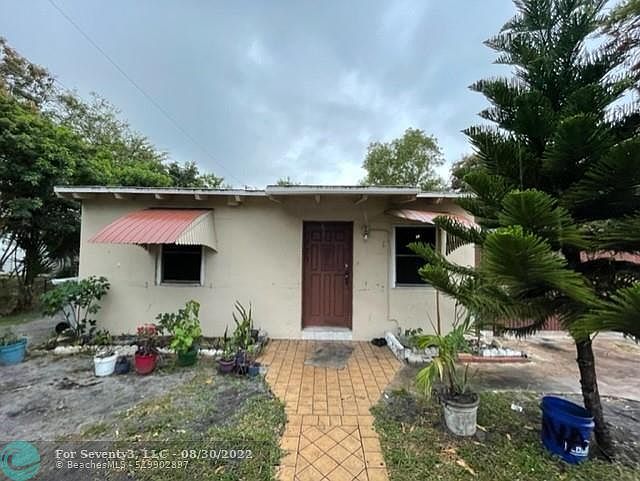 1st image of 1523 NW 5th Ave