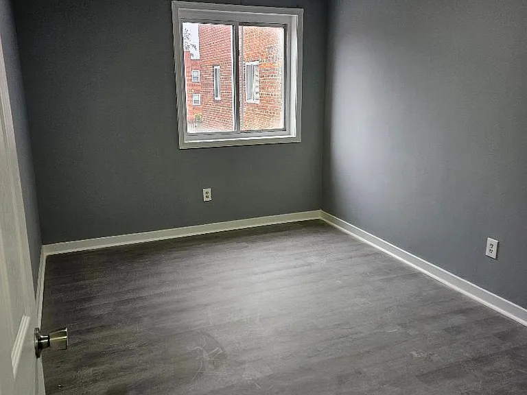 10 Halley Pl SE #203 — Photo 4