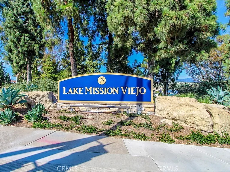 23454 Coso — Photo 26