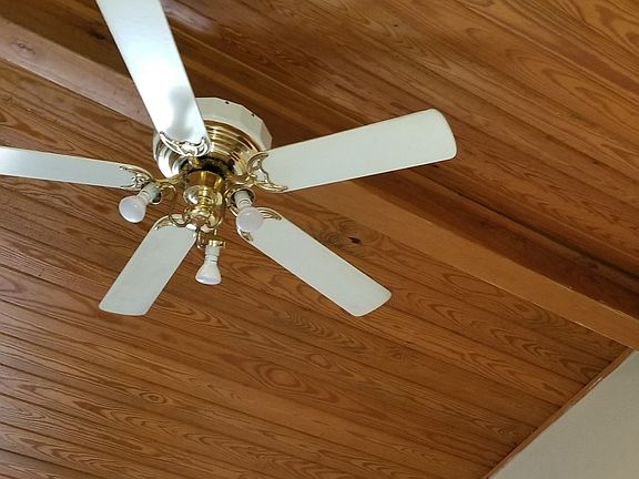 5th image of 4134 E Freedom Cir