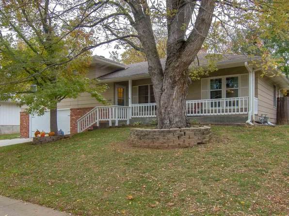 700 SW Morningside Rd, Topeka, KS 66606