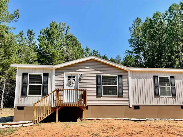 473 Chandler Place Dr, Lavonia, GA 30553