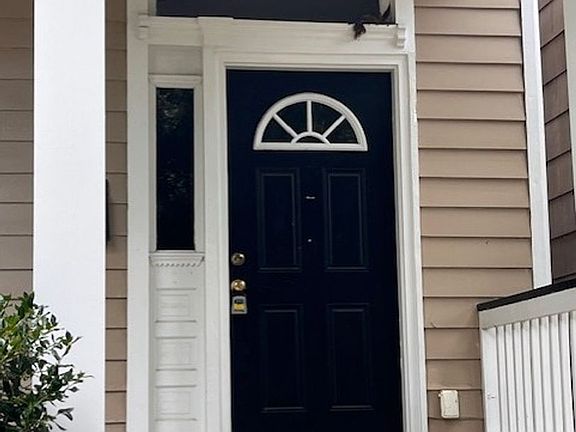 2nd image of 2019 Idlewood Ave