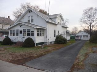 36 Norton Ave, Poultney, VT 05764