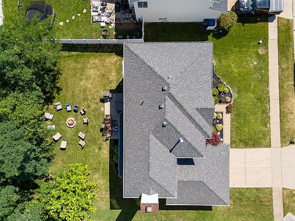 4th image of 11985 Moorland Manor Ct
