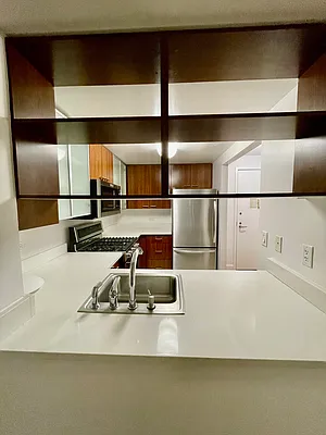 Rented by Cushman & Wakefield (Management) | media 7