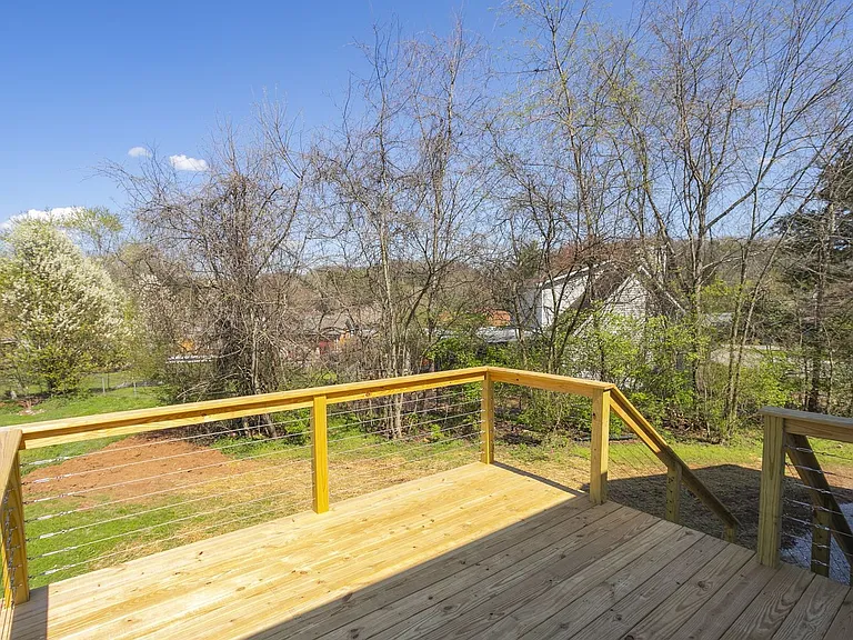 1608 Autumn Ridge Dr — Photo 21