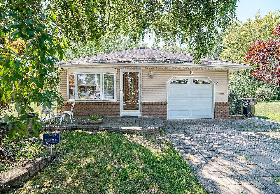 1st image of 15 Mount Nebo Ln