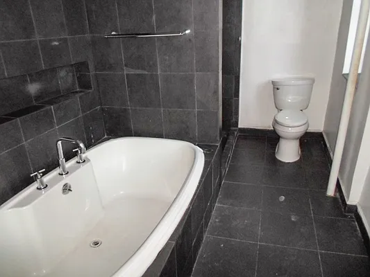 Sold by Manhattan Network Inc. | media 8
