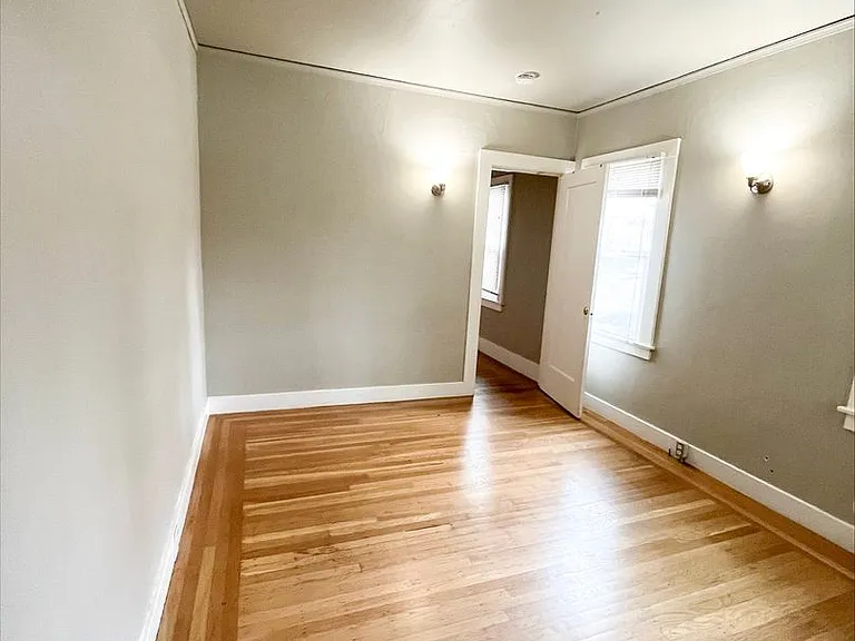 2801 H Street — Photo 5
