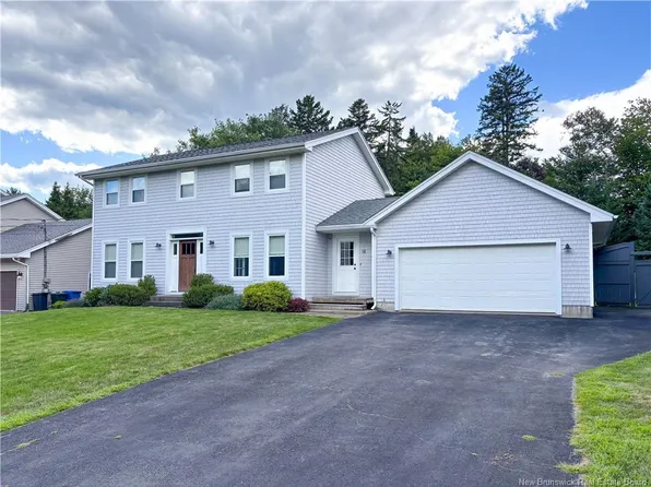 91 Queensbury Dr, Quispamsis, NB E2E 5Y7