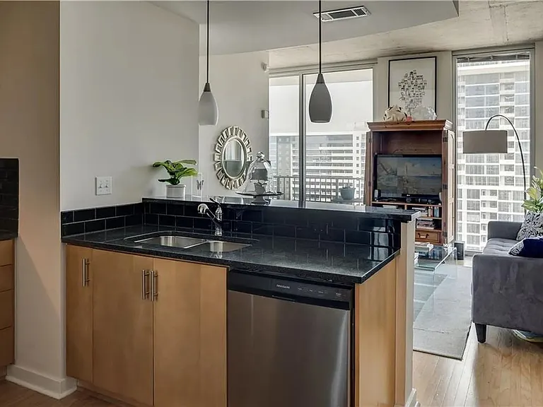 360 Nueces St #2608 — Photo 5