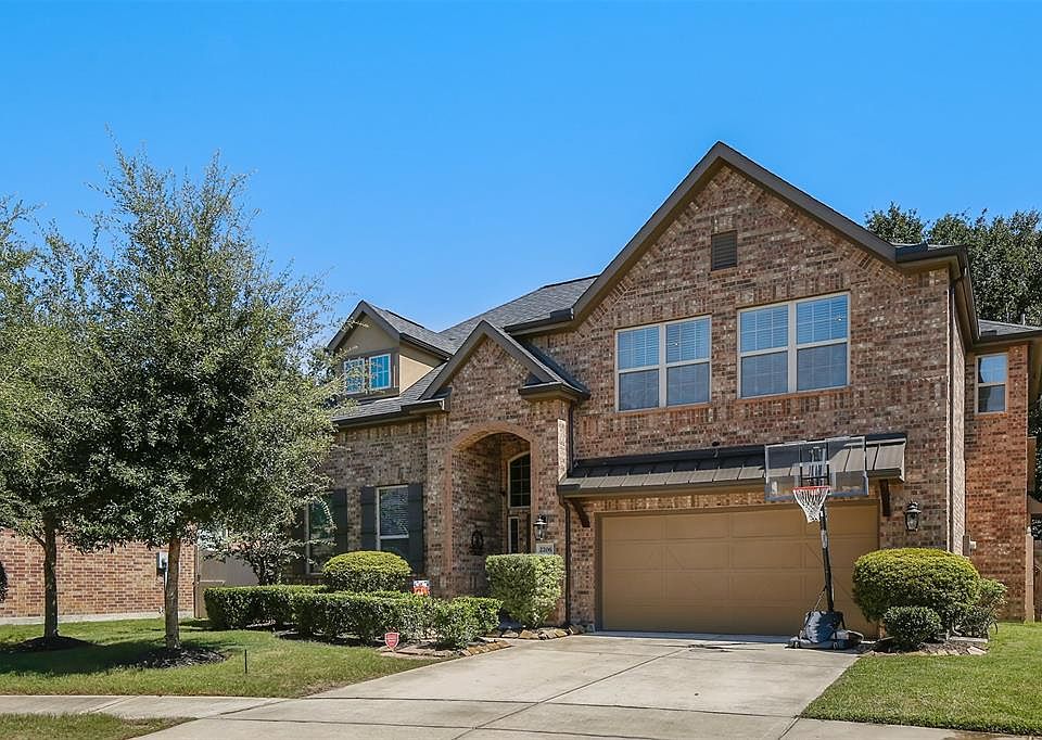 1st image of 2206 Parkside Trace Ct