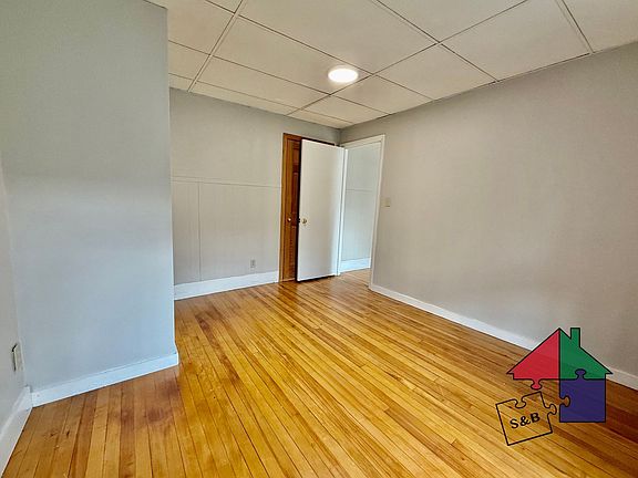 4th image of 235 Elm St APT 2B