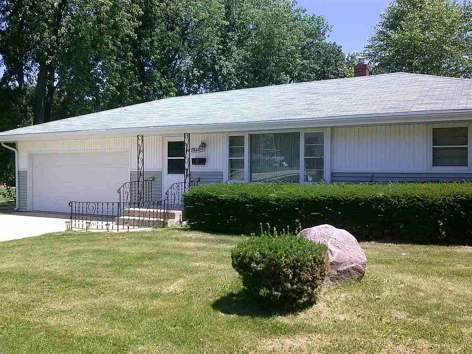 1st image of 704 Hawthorne Ave