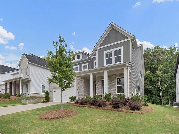 3rd image of 582 Meadow Way
