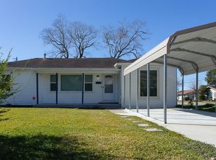 1002 Linden St, La Marque, TX 77568
