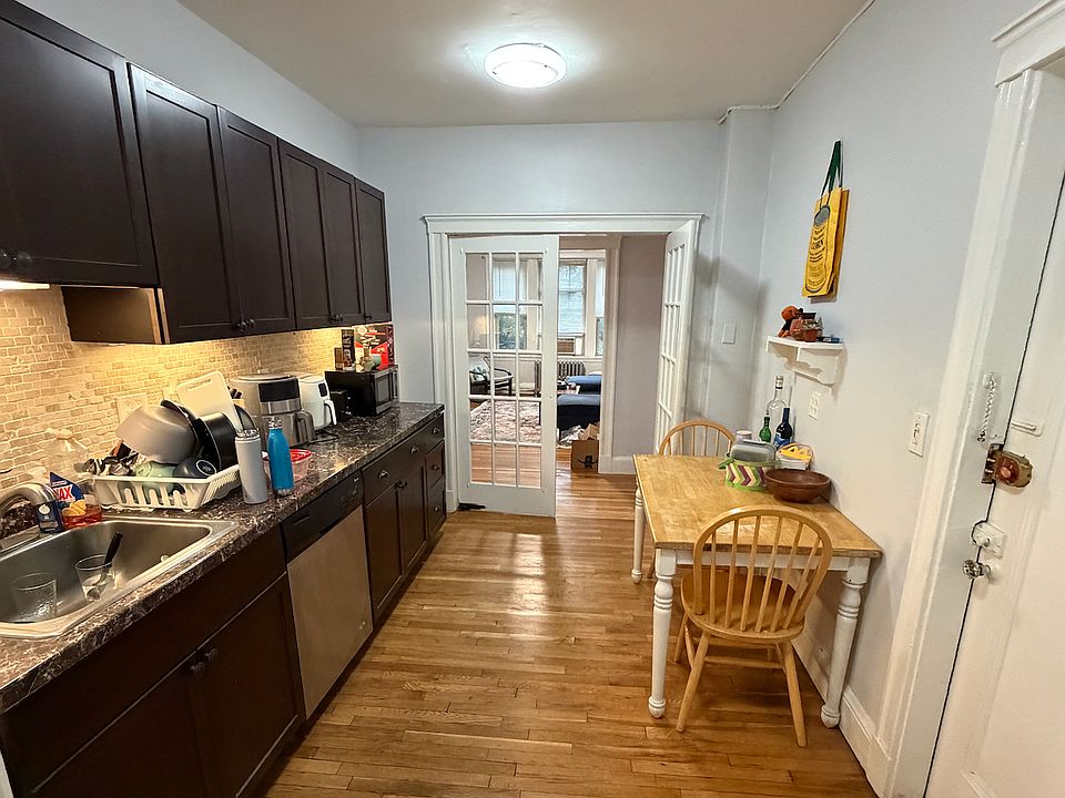 1st image of 93 Chester St APT 1S