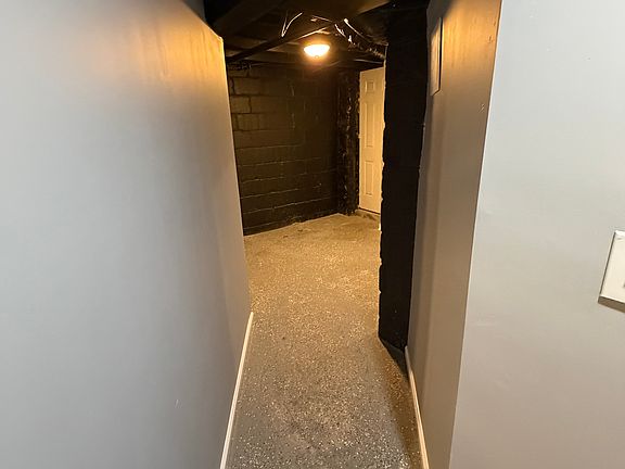 5th image of 516 Arsan Ave #1