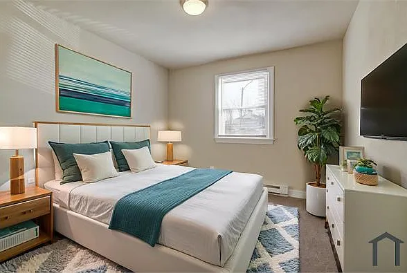 1517 Halifax St — Photo 3