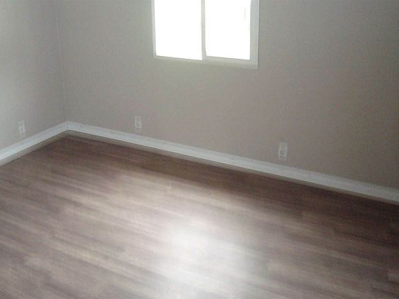 3rd image of 272 SW Ferndale Pl