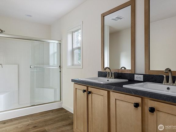 5th image of 4261 Northgate Drive
